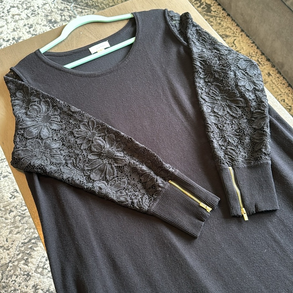 Calvin Klein Sweater Dress w Lace Sleeves - Picture 2 of 11